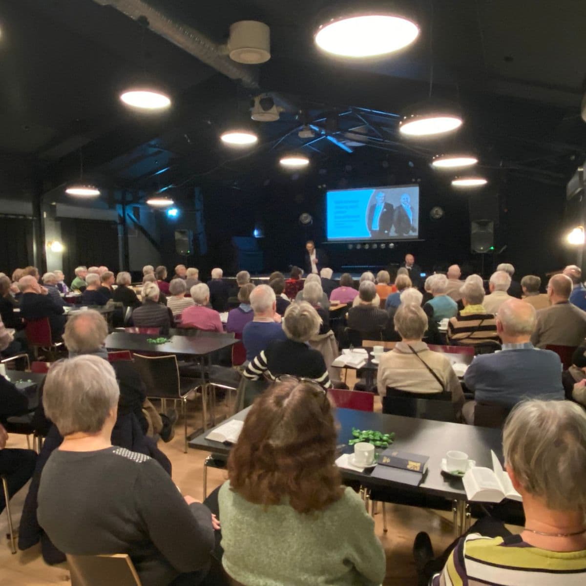 Foredrag og fællesskab i fredagshøjskolen Haderslev