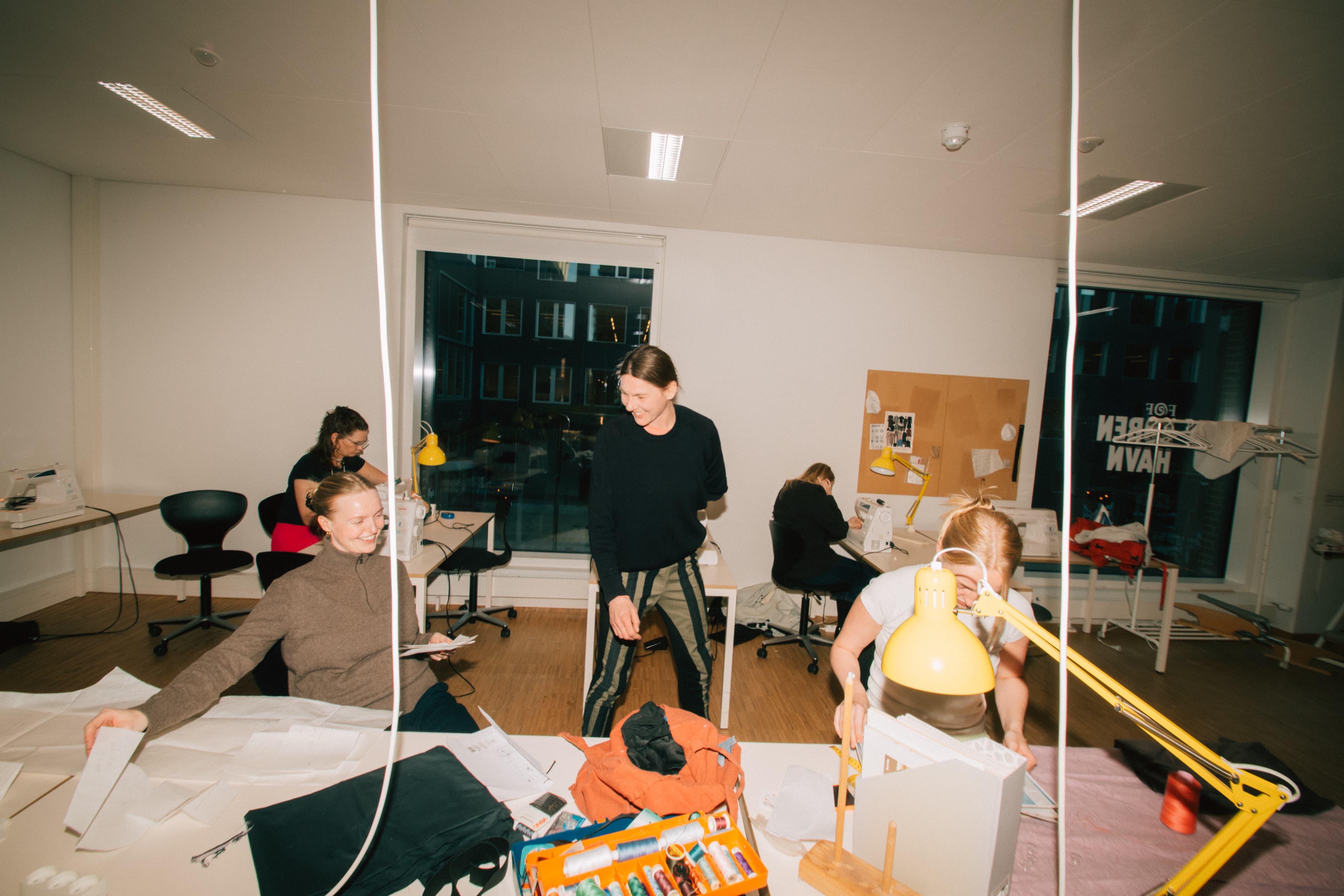 Sy og design underviser og kursister