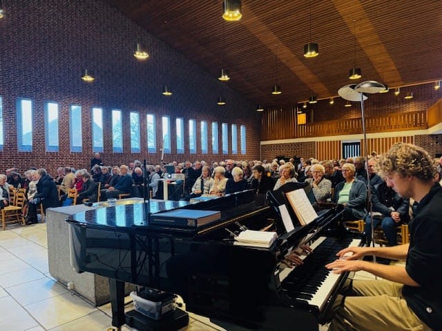 Kulturhøjskolens foredrag starter altid med fællessang