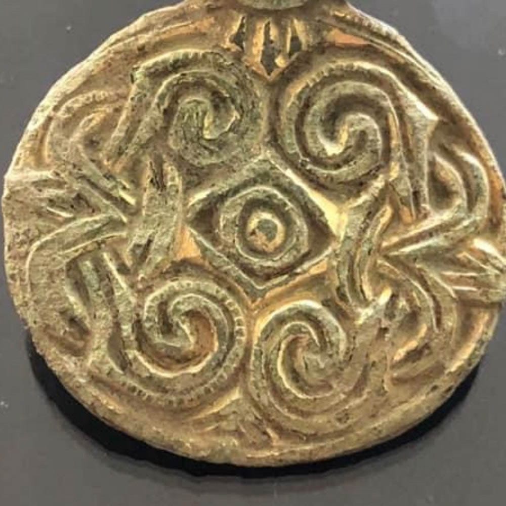 "undervisers egne arkæologiske fund"