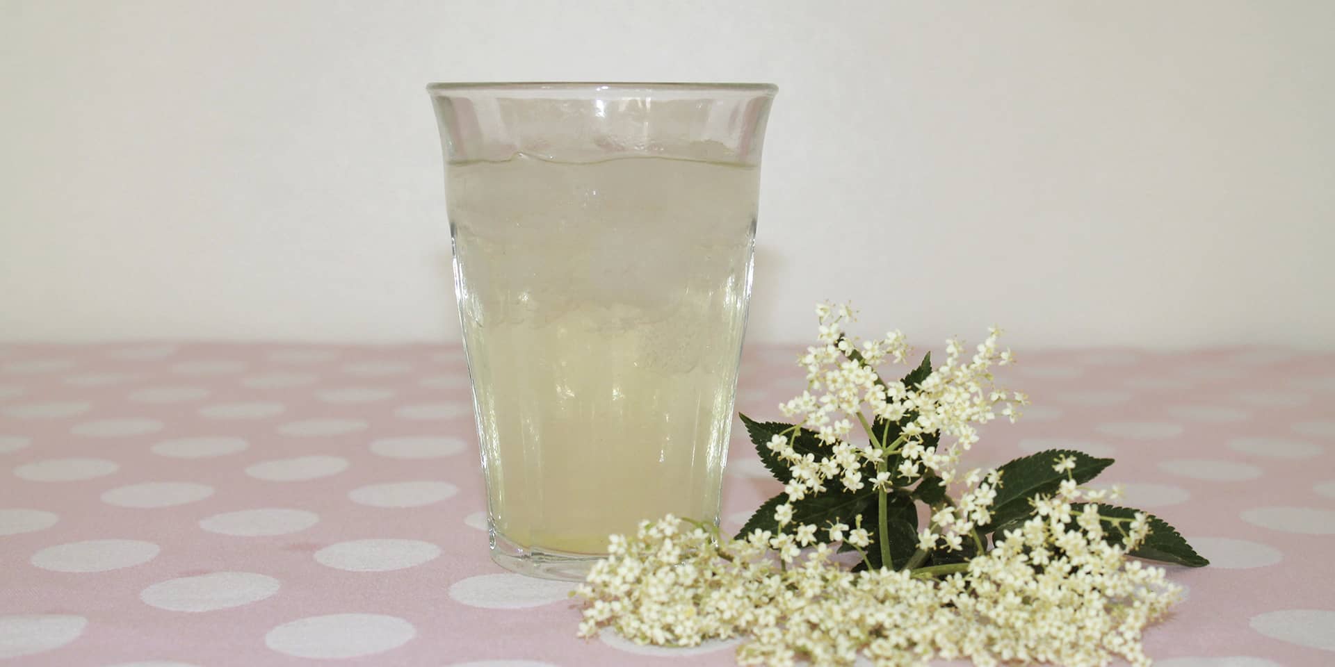 Ice-blend med hyldeblomst | Forfriskende sommerdrink | FOF Inspiration