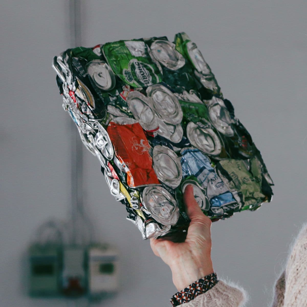 Rundvisning på Randers Affaldsterminal - brugte aludåser