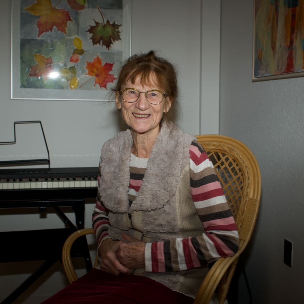 Eja Tække, som du kan læse en artikel om på fof aftenskolen aarhus' inspirationsside